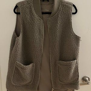 Oversized Sherpa Vest